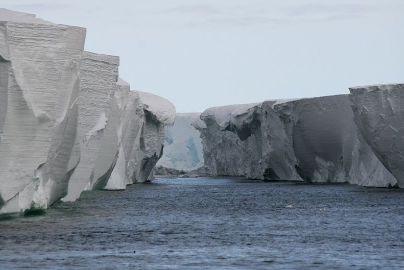 Secrets revealed from beneath the Ross Ice Shelf